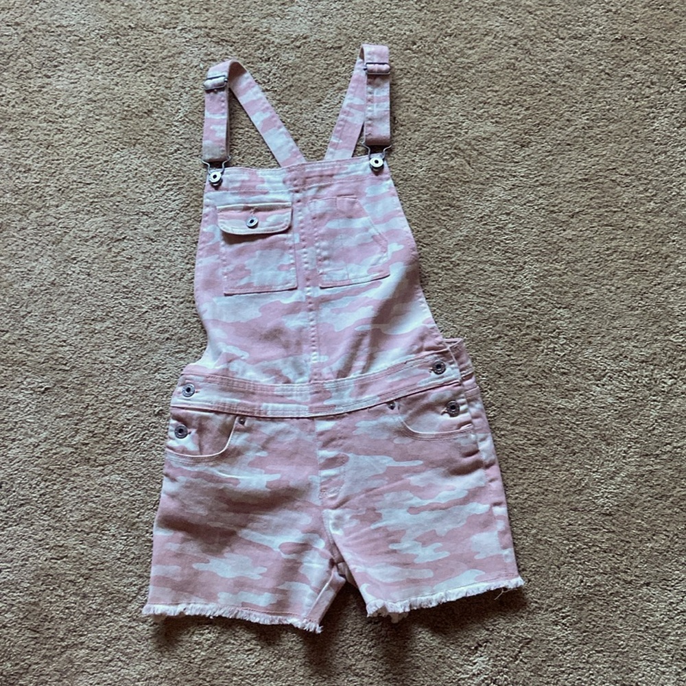 Pink and white Camo overall shorts size S